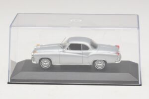 Borgward Isabella Kupé Ezüst Minichamps 1:43 400096031 Fém – 4. kép a 5-ből
