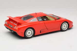 Bugatti EB110 Piros Bburago 1:18 3055-P1 Fém – 3. kép a 8-ből