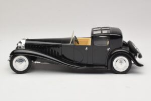 Bugatti Royale Fekete Solido 1:18 8001 Fém – 3. kép a 6-ből