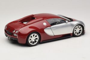 Bugatti Veyron Centenaire Edition Chrome Red Minichamps 1:18 100110851 Fém – 3. kép a 8-ből