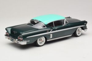 Chevrolet Bel Air Impala Coupe Sötétzöld Metál & Zöld KK-Scale 1:18 KKDC181594 Fém – 2. kép a 6-ből
