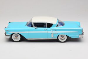 Chevrolet Bel Air Impala Coupe Türkiz & Krémszínű KK-Scale 1:18 KKDC181593 Fém – 3. kép a 6-ből