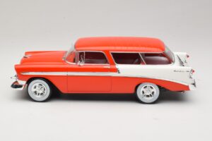 Chevrolet Bel Air Nomad Custom Világospiros & Fehér KK-Scale 1:18 KKDC181291 Fém – 3. kép a 6-ből