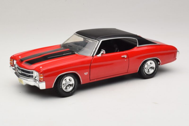 Chevrolet Chevelle SS454 Piros Maisto 1:18 31890-P1 Fém