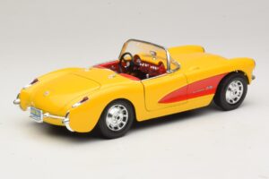 Chevrolet Corvette C1 Kabrió Sárga Piros Bburago 1:18 3034-M2 Fém – 3. kép a 8-ből