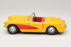 Chevrolet Corvette C1 Kabrió Sárga Piros Bburago 1:18 3034-M2 Fém – 4. kép a 8-ből