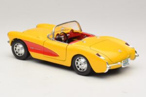 Chevrolet Corvette C1 Kabrió Sárga Piros Bburago 1:18 3034-M2 Fém – 7. kép a 8-ből