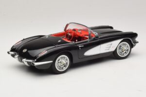 Chevrolet Corvette C1 Tuxedo Black AUTOart 1:18 71142 Diecast – 3. kép a 8-ből