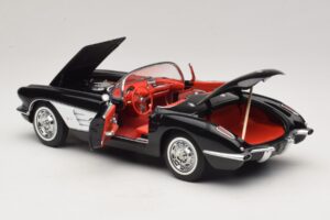 Chevrolet Corvette C1 Tuxedo Black AUTOart 1:18 71142 Diecast – 5. kép a 8-ből