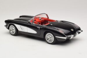 Chevrolet Corvette C1 Tuxedo Black AUTOart 1:18 71142 Diecast – 7. kép a 8-ből