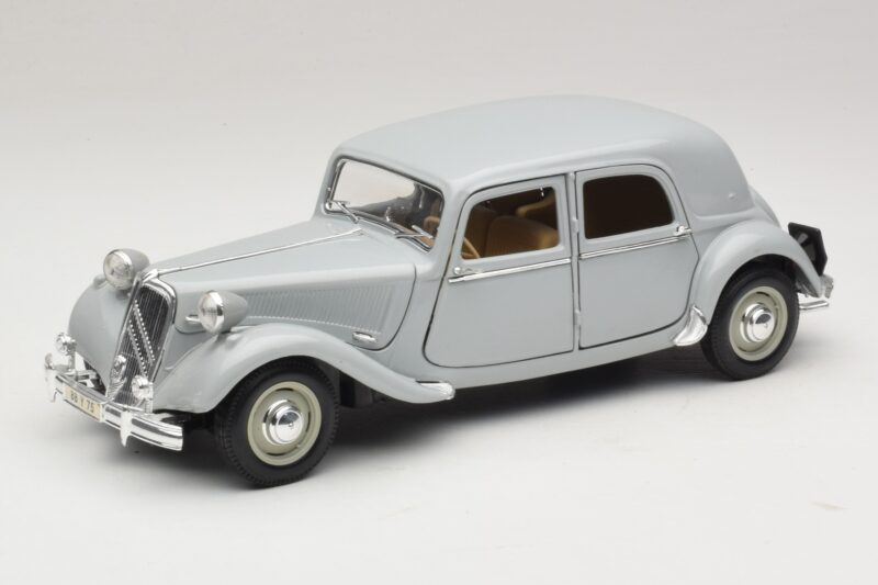Citroen 15CV Six Szürke Maisto 1:18 31837 Fém