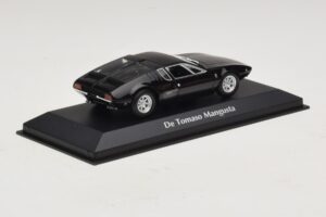 De Tomaso Mangusta Fekete Maxichamps 1:43 940127121 Diecast – 2. kép a 5-ből