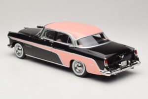DeSoto Fireflite Sedan Fekete & Rózsaszín KK-Scale 1:18 KKDC181542 Fém – 5. kép a 6-ből