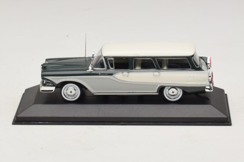 Edsel Bermuda Kombi Sötétzöld Fehér Minichamps 1:43 Edsel Bermuda Kombi Sötétzöld Fehér Minichamps 1:43 400082013 Fém
