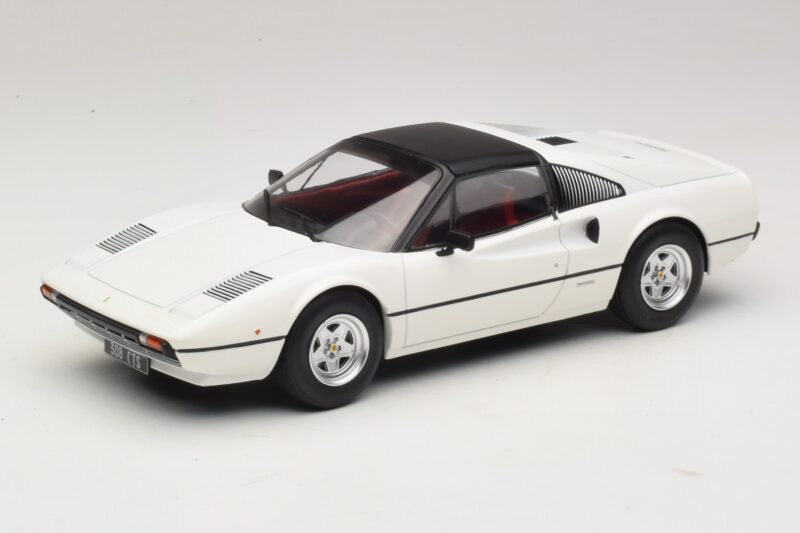 Ferrari 308 GTS Fehér MCG 1:18 MCG18664 Fém