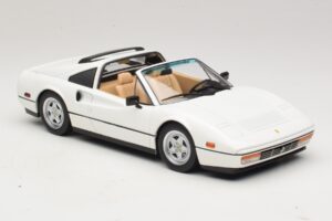 Ferrari 328 GTS US Version Fehér KK-Scale 1:18 KKDC181703 Fém – 5. kép a 7-ből