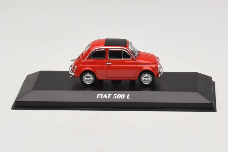 Fiat 500 L Piros Maxichamps 1:43 940121600 Fém