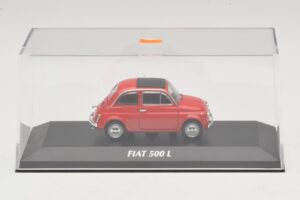 Fiat 500 L Piros Maxichamps 1:43 940121600 Fém – 4. kép a 5-ből