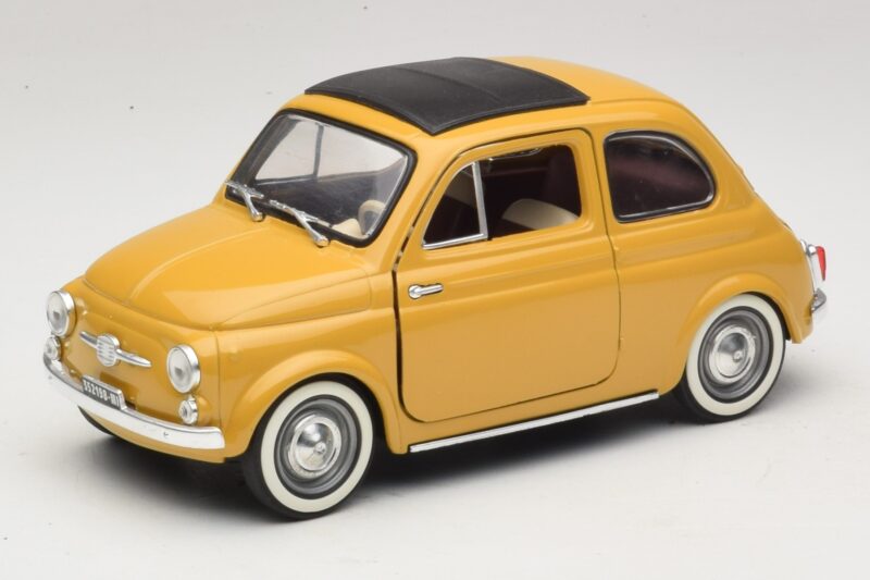 Fiat 500 Sárga Solido 1:18 8042 Fém