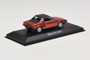 Fiat X1/9 Piros Maxichamps 1:43 940121662 Fém – 2. kép a 5-ből