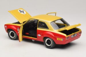 Ford Escort Mk1 TC #36 F. Gardner / D. Glemser Grand Prix der Tourenwagen 1968 Minichamps 1:18 100688136 Fém – 5. kép a 8-ből