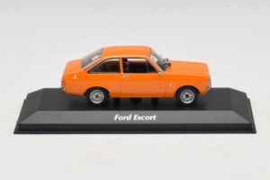 Ford Escort Mk2 Narancssárga Maxichamps 1:43 940084101 Diecast