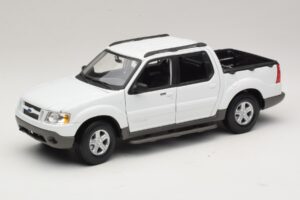 Ford Explorer Sport Trac Fehér Maisto 1:18 36891 Fém