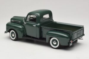 Ford F-1 Zöld Road Legends 1:18 92218 Fém – 7. kép a 8-ből