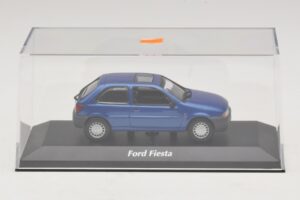 Ford Fiesta Mk4 Kék Metál Maxichamps 1:43 940085061 Fém – 4. kép a 5-ből