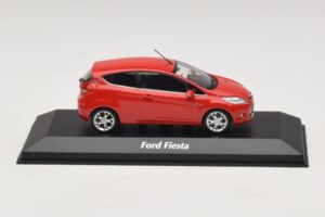 Ford Fiesta Mk7 Piros Maxichamps 1:43 940088000 Diecast