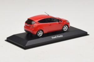 Ford Fiesta Mk7 Piros Maxichamps 1:43 940088000 Diecast – 2. kép a 5-ből