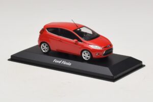 Ford Fiesta Mk7 Piros Maxichamps 1:43 940088000 Diecast – 3. kép a 5-ből