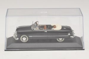 Ford FL Kabrió Fekete Minichamps 1:43 400082231 Fém – 4. kép a 5-ből