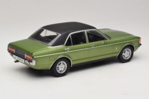 Ford Granada Mk1 Zöld Metál & Fekete MCG 1:18 MCG18569 Fém – 2. kép a 6-ből