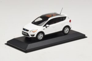 Ford Kuga Mk1 Fehér Márkakereskedői Kiadás Minichamps 1:43 KUGA002 Fém – 2. kép a 5-ből