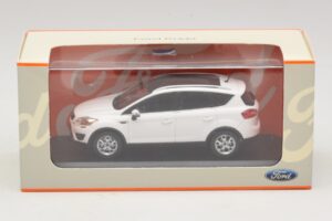 Ford Kuga Mk1 Fehér Márkakereskedői Kiadás Minichamps 1:43 KUGA002 Fém – 5. kép a 5-ből