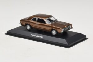 Ford Taunus TC Barna Metál Maxichamps 1:43 940081300 Fém – 3. kép a 5-ből