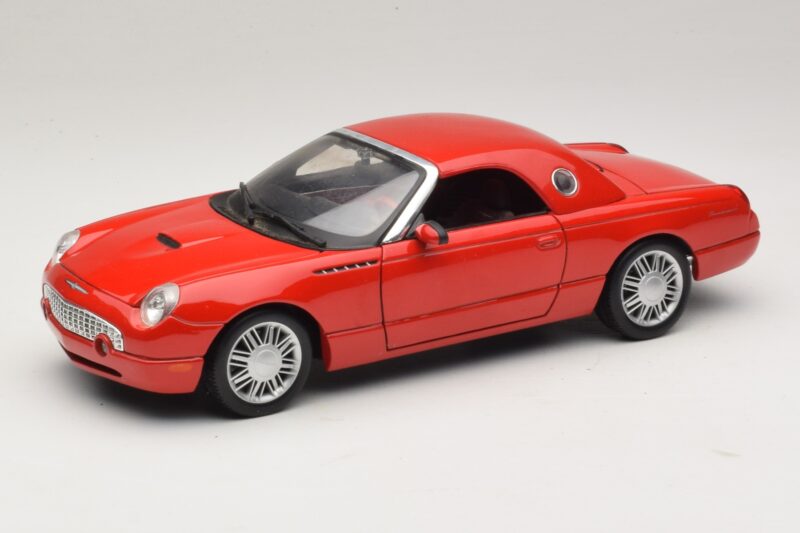 Ford Thunderbird Piros Maisto 1:18 31620 Fém