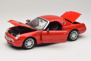 Ford Thunderbird Piros Maisto 1:18 31620 Fém – 2. kép a 8-ből