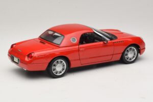 Ford Thunderbird Piros Maisto 1:18 31620 Fém – 3. kép a 8-ből