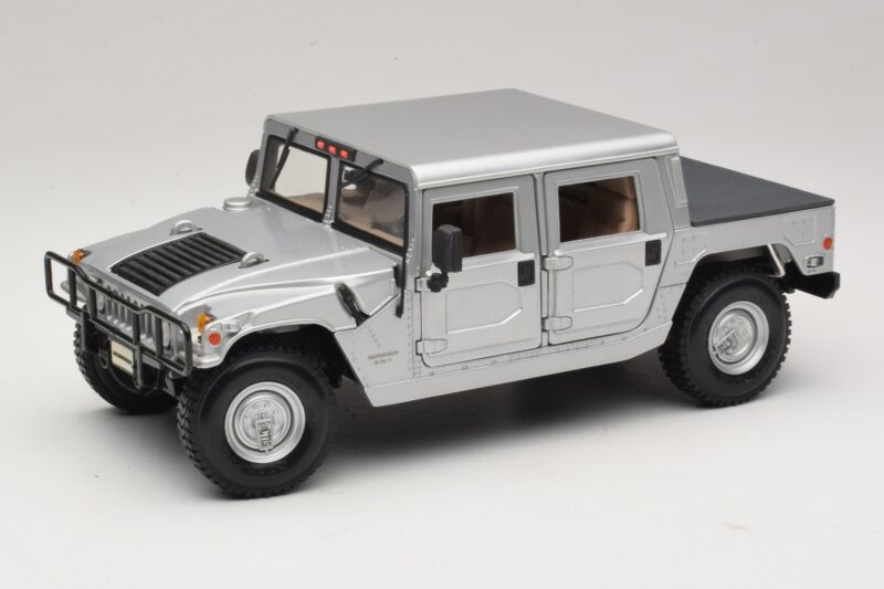 Hummer H1 Hardtop Ezüst Maisto 1:18 36857 Fém