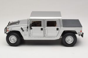 Hummer H1 Hardtop Ezüst Maisto 1:18 36857 Fém – 4. kép a 8-ből