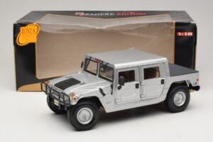Hummer H1 Hardtop Ezüst Maisto 1:18 36857 Fém – 8. kép a 8-ből