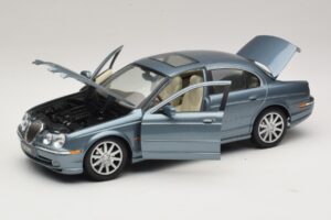 Jaguar S-Type X200 Kék Maisto 1:18 31865 Fém – 2. kép a 8-ből