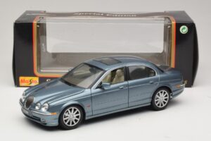 Jaguar S-Type X200 Kék Maisto 1:18 31865 Fém – 8. kép a 8-ből