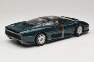 Jaguar XJ220 Zöld Metál Maisto 1:18 31807 Fém – 3. kép a 8-ből