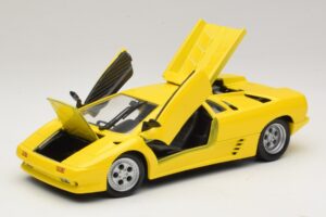 Lamborghini Diablo Sárga Maisto 1:18 32803 Fém – 2. kép a 8-ből