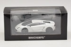 Lamborghini Gallardo LP550-2 Tricolore Fehér Minichamps 1:43 400103801 Fém – 5. kép a 5-ből