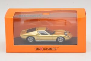 Lamborghini Miura P400 Arany Maxichamps 1:43 940103002 Diecast – 5. kép a 5-ből