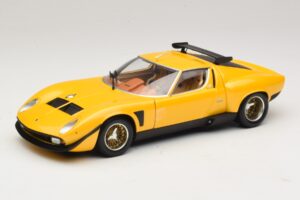 Lamborghini Miura SVR Sárga & Fekete Kyosho 1:18 08319GY Fém